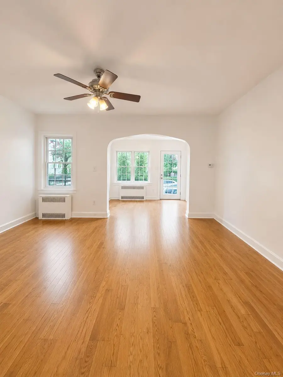 92-47 76 Street, Woodhaven, NY 11421 - #3