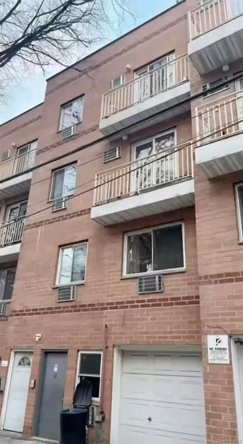 35-09 Leavitt Street, Flushing, NY 11354 - #1