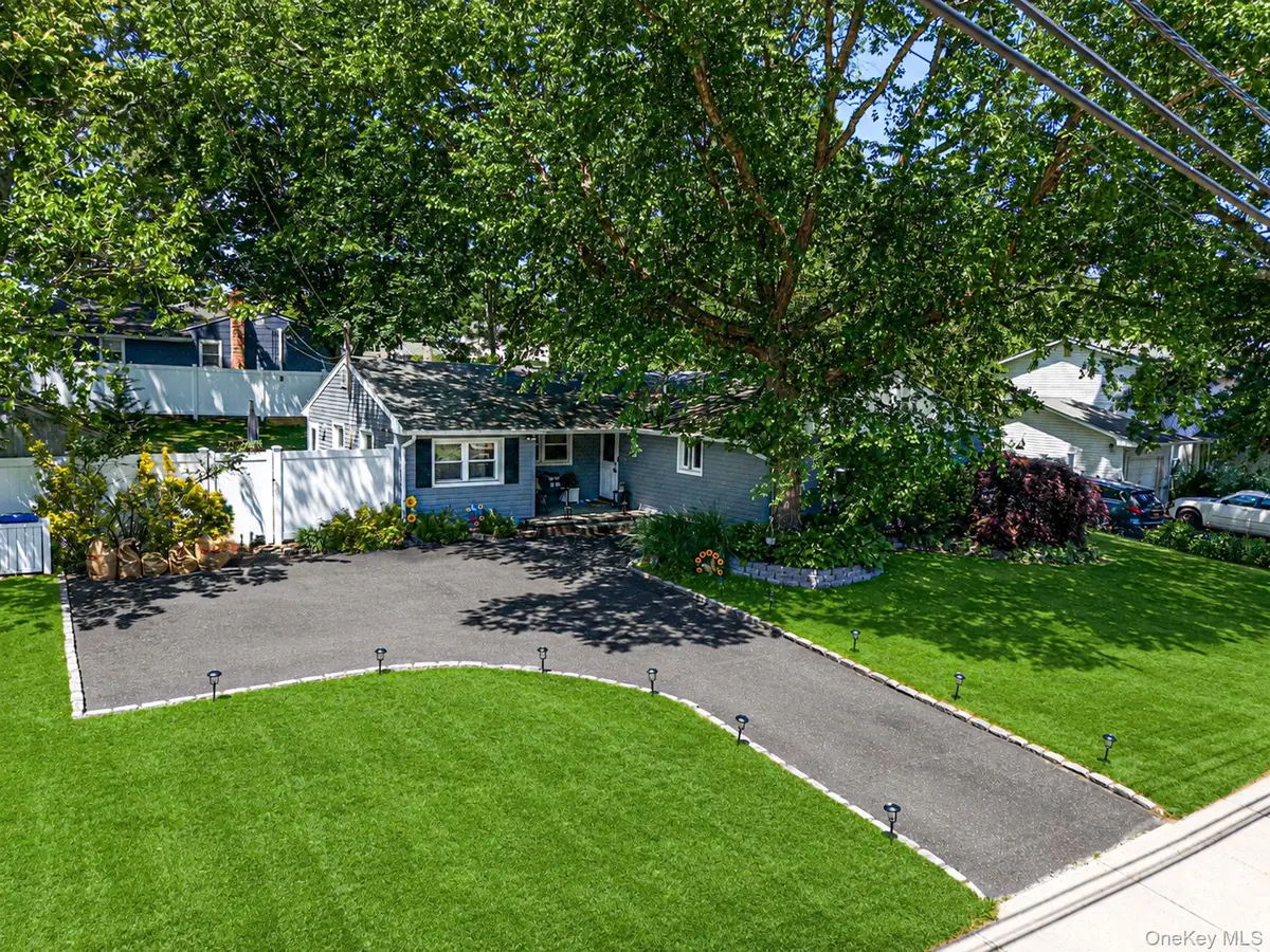 16 Valley Street, Ronkonkoma, NY 11779 - #1