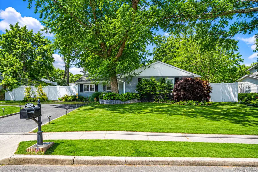 16 Valley Street, Ronkonkoma, NY 11779 - #2