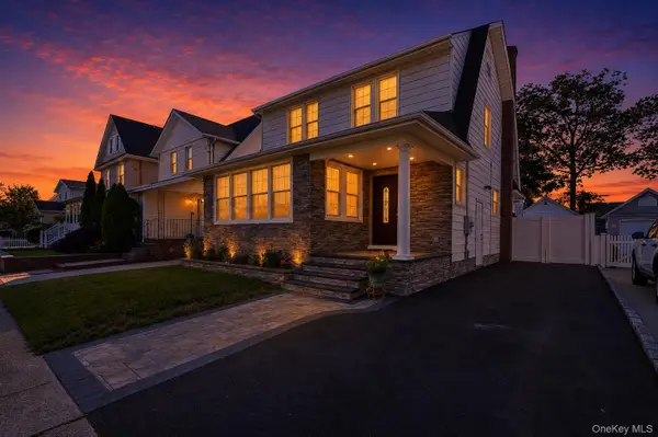 2913 Davis Street, Oceanside, NY 11572