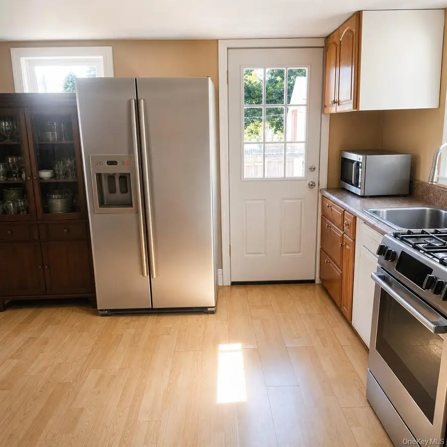 719 N Sea Road, Southampton, NY 11968 - #3