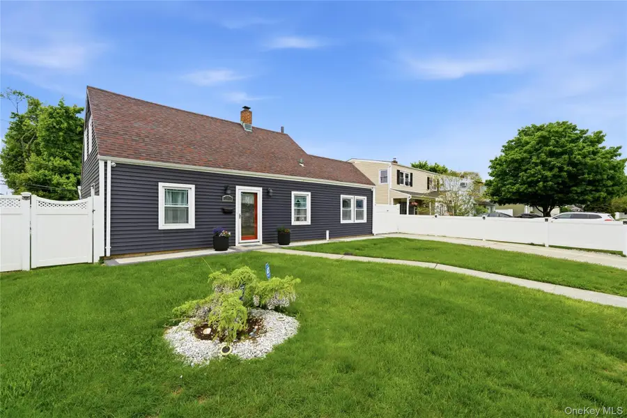 50 Ridge Lane, Levittown, NY 11756 - #2