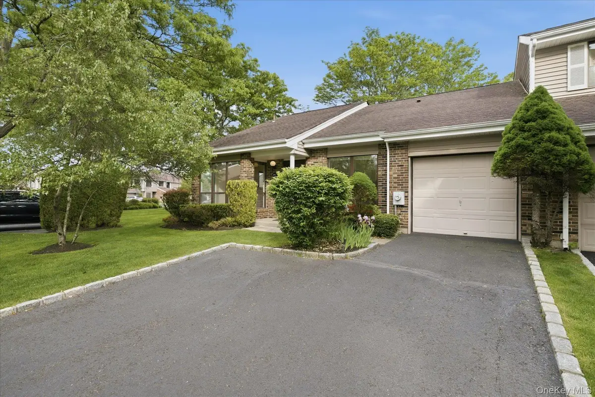 79 S Pond Lane, Smithtown, NY 11787 - #1