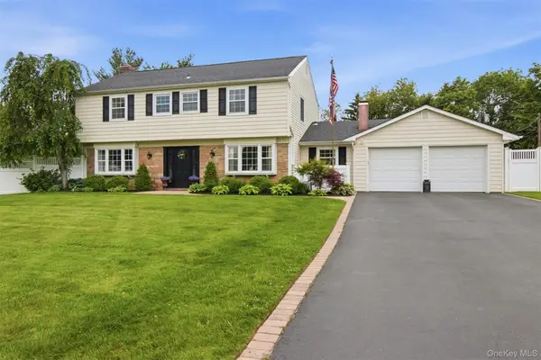 4 Blackwell Court, Stony Brook, NY 11790
