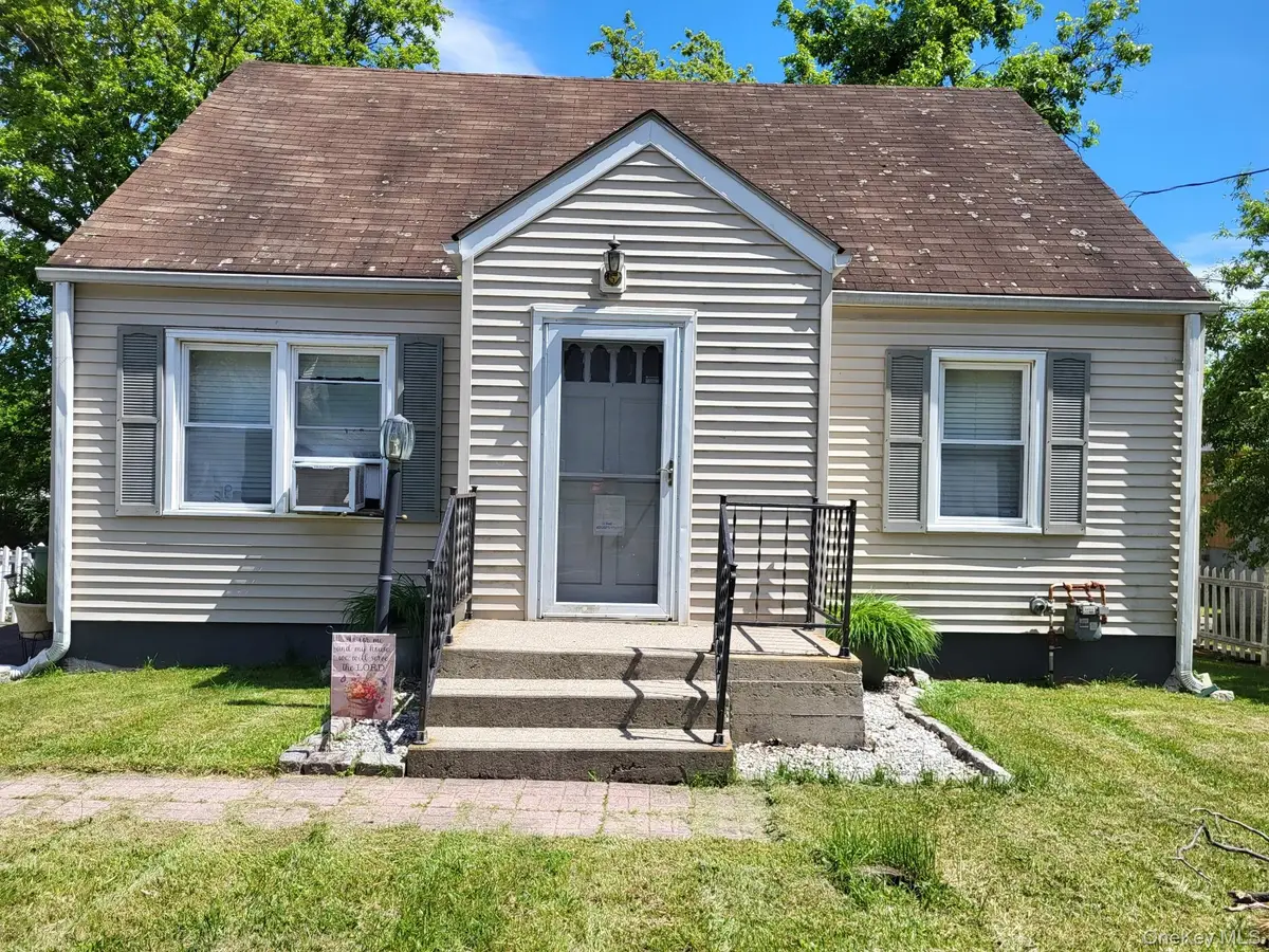 319 Wawayanda Avenue, Middletown, NY 10940 - #1