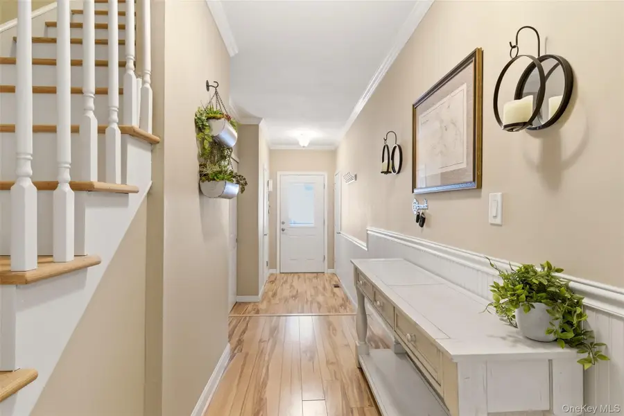 13 Pine Street, Huntington, NY 11743 - #2