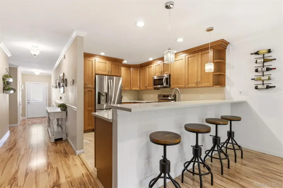 13 Pine Street, Huntington, NY 11743 - #3