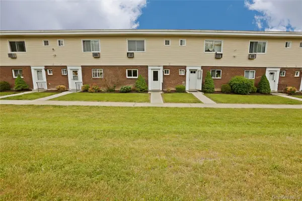 881 Albany Post Road #5, New Paltz, NY 12561
