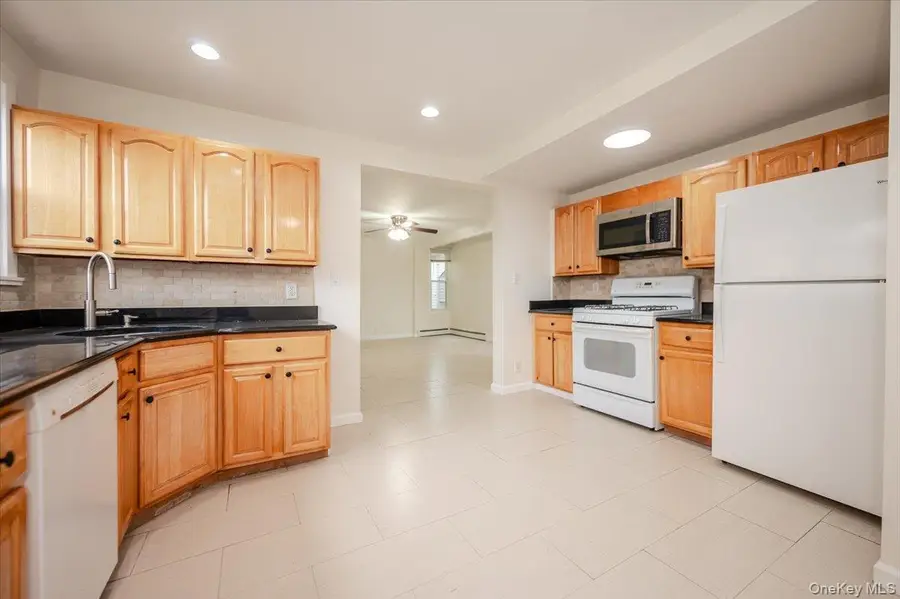 487 5th Avenue, Cedarhurst, NY 11516 - #3