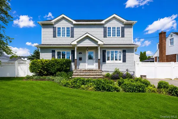 140 Euclid Avenue, Massapequa, NY 11758