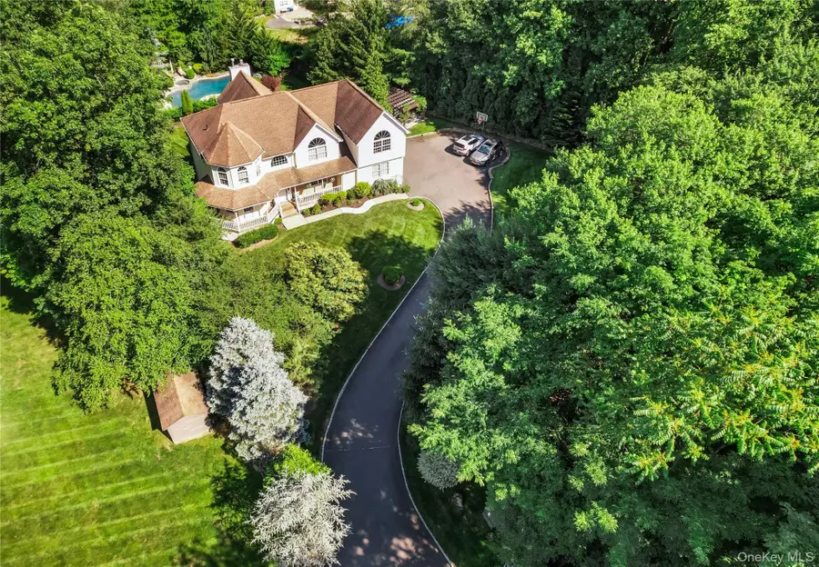 9 Ronwood Road, Chestnut Ridge, NY 10977 - #3
