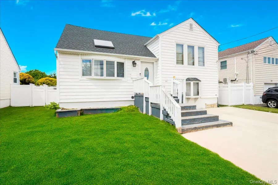 52 Martha Street, Freeport, NY 11520 - #2