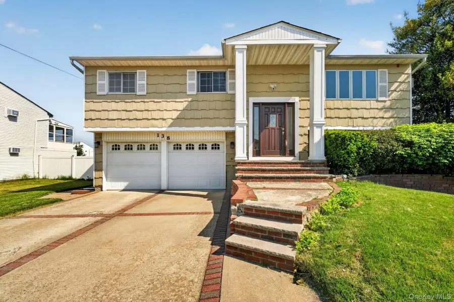 138 Spring Street, Massapequa, NY 11758 - #2
