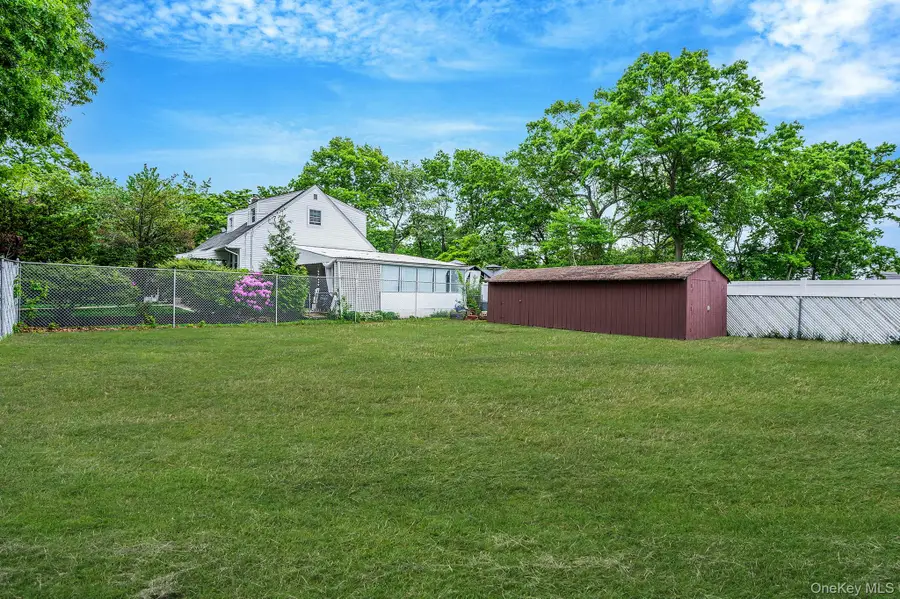 225 Ralph Avenue, Babylon, NY 11702 - #3