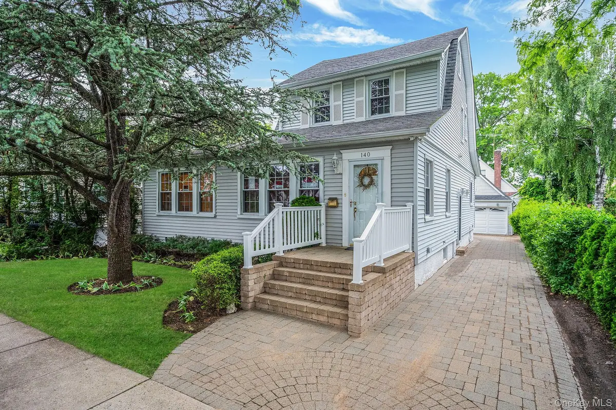 140 Emerson Avenue, Floral Park, NY 11001 - #1