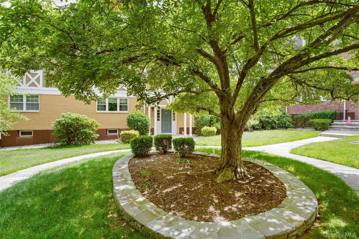 35 Milford Lane #X8, Suffern, NY 10901 - #1