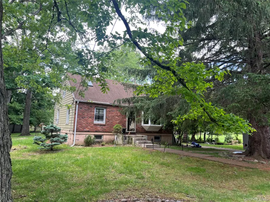 8 Mountain View, Suffern, NY 10901 - #2