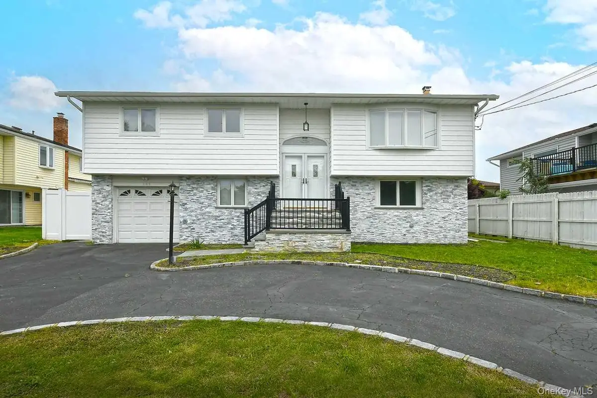 107 Beverly Road, Massapequa, NY 11758 - #1