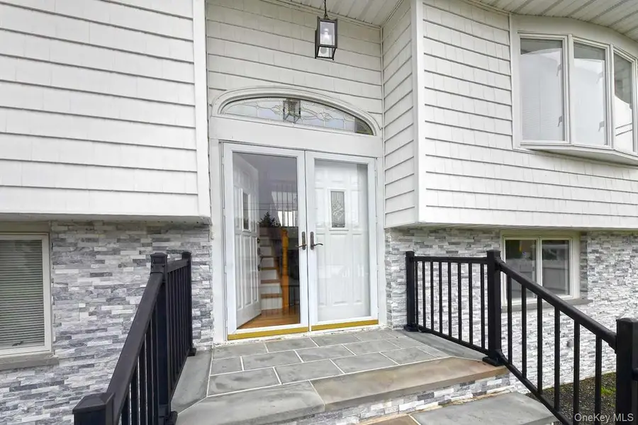 107 Beverly Road, Massapequa, NY 11758 - #3
