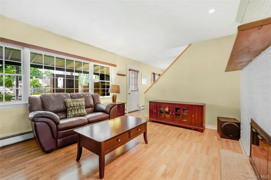 88 Bloomingdale Road, Levittown, NY 11756 - #3