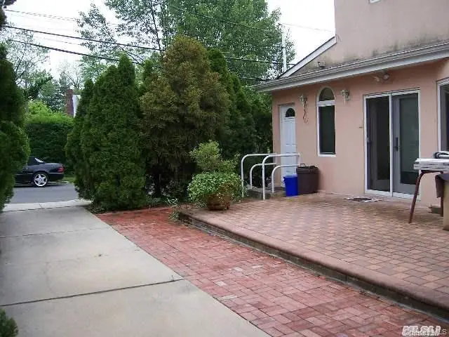 48 Orchard Beach Boulevard, Port Washington, NY 11050 - #2