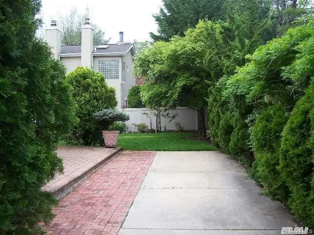 48 Orchard Beach Boulevard, Port Washington, NY 11050 - #3