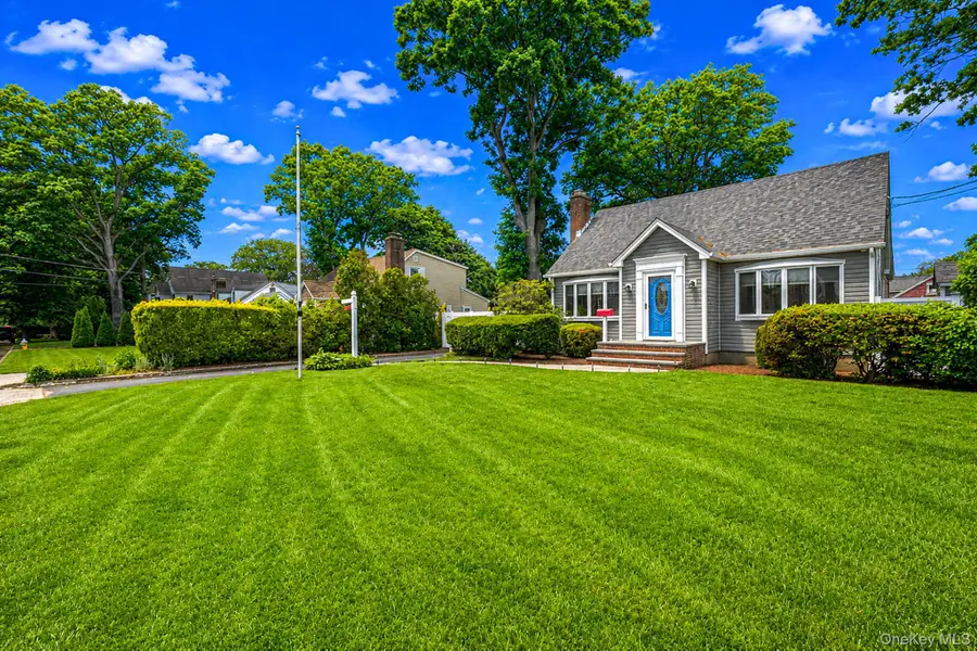 1905 Park Avenue, East Meadow, NY 11554 - #3