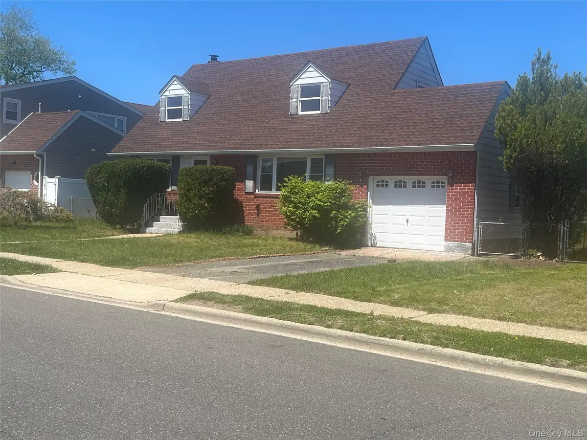 44 Ontario Avenue, Plainview, NY 11803 - #1