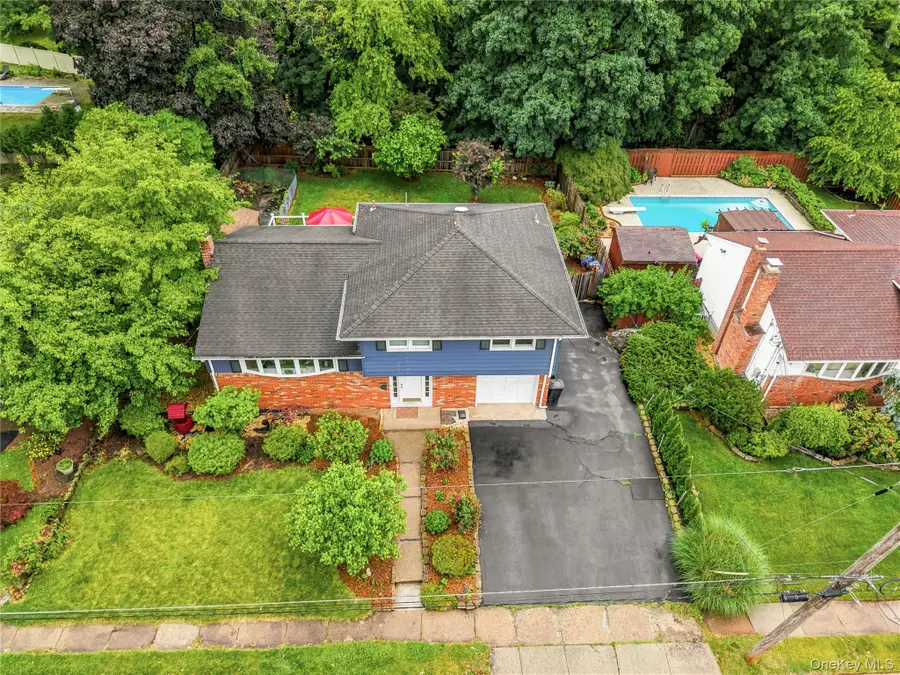 4 Forest Knoll Drive, Suffern, NY 10901 - #2