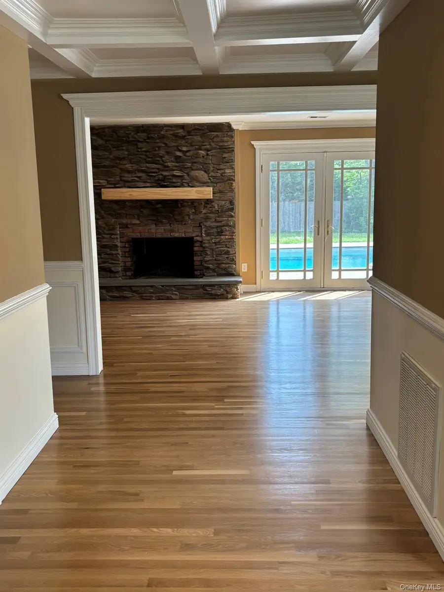 42 Annandale Road, Stony Brook, NY 11790 - #3
