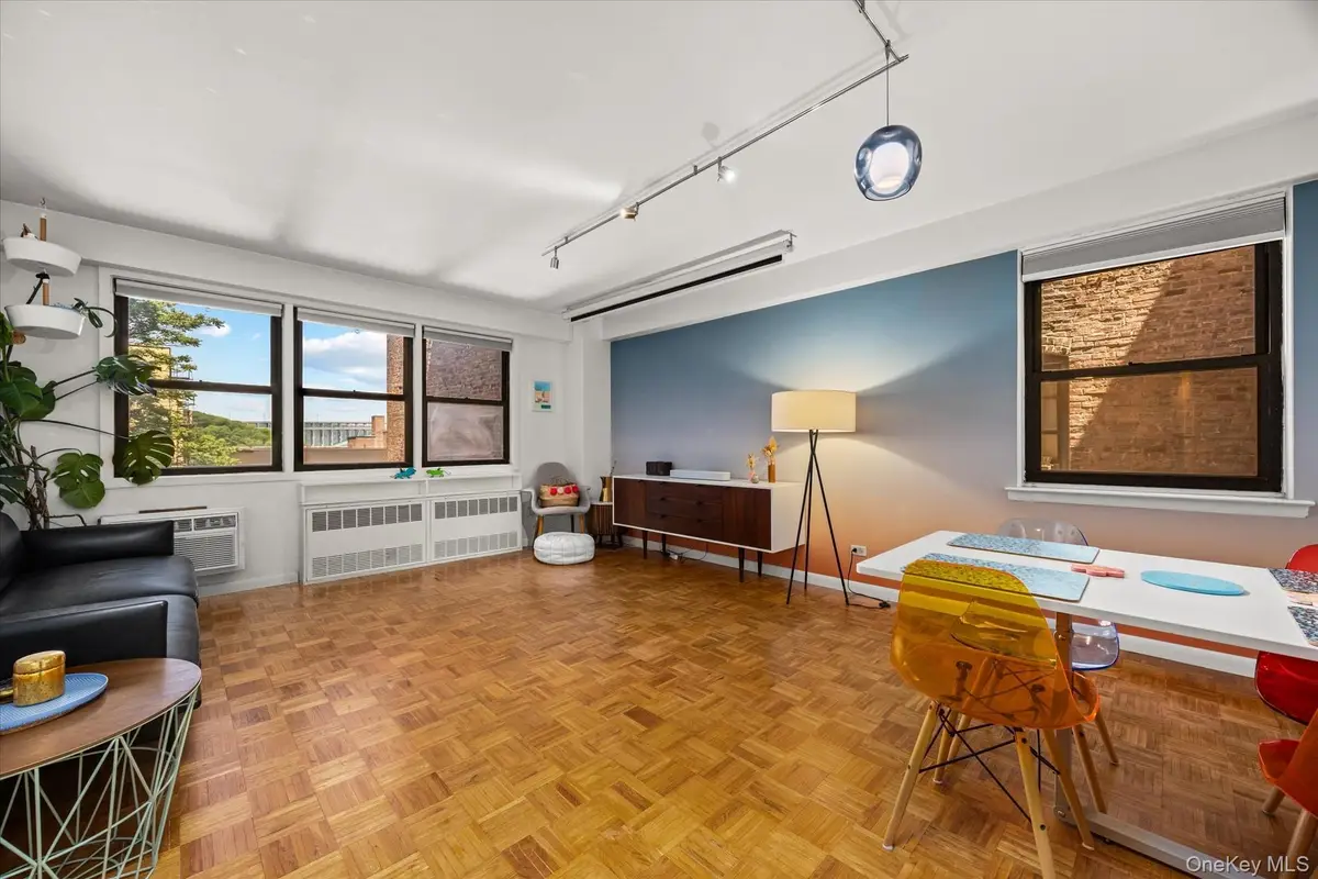 579 W 215 Street #5C, New York, NY 10034 - #1