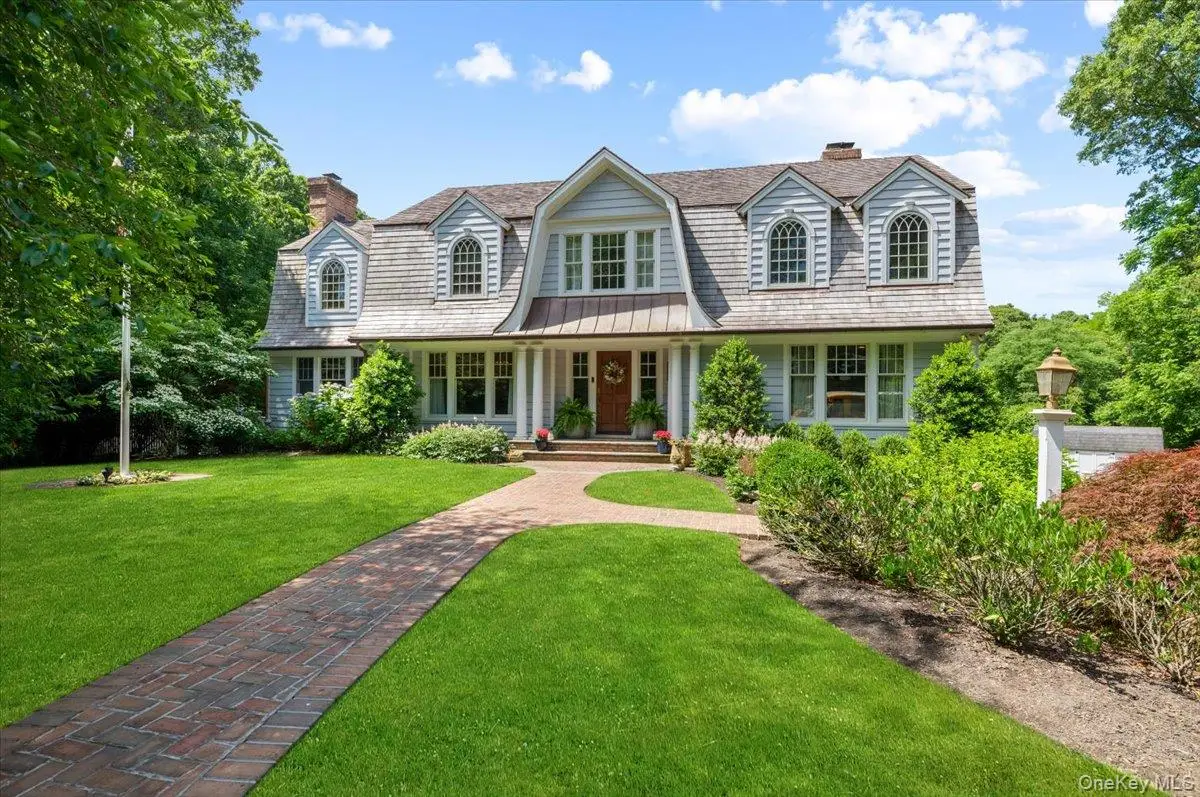 5 Fox Hunt Court, Cold Spring Harbor, NY 11724 - #1