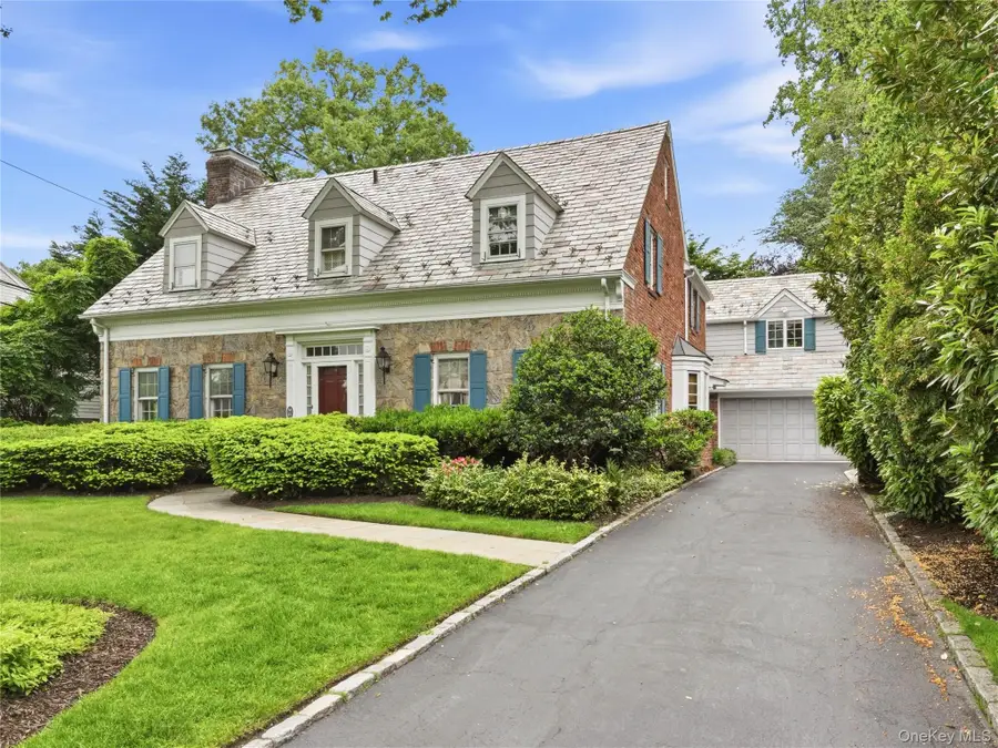 61 Mason Drive, Manhasset, NY 11030 - #2