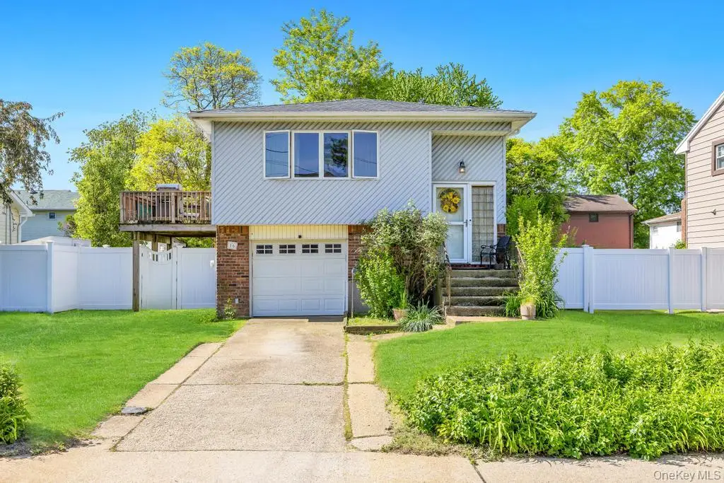 16 E Grove Street, Massapequa, NY 11758 - #1