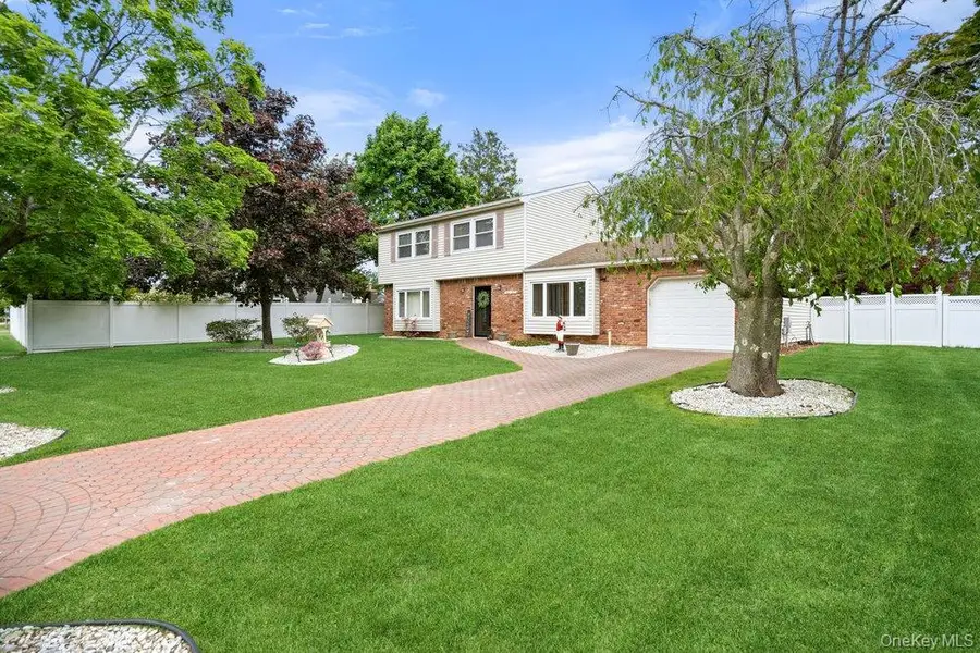 110 Tarpon Avenue, Medford, NY 11763 - #3