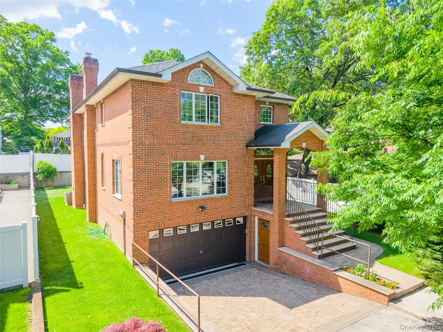 246-12 Cambria Avenue, Little Neck, NY 11362 - #2