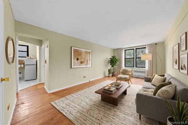 50-21 39 Place #3B, Sunnyside, NY 11104