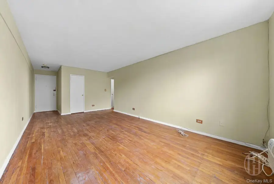 50-21 39 Place #3B, Sunnyside, NY 11104 - #3