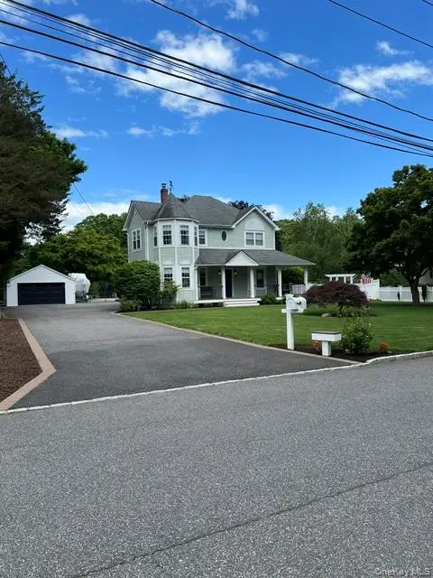 25 Sunny Road, Saint James, NY 11780 - #2
