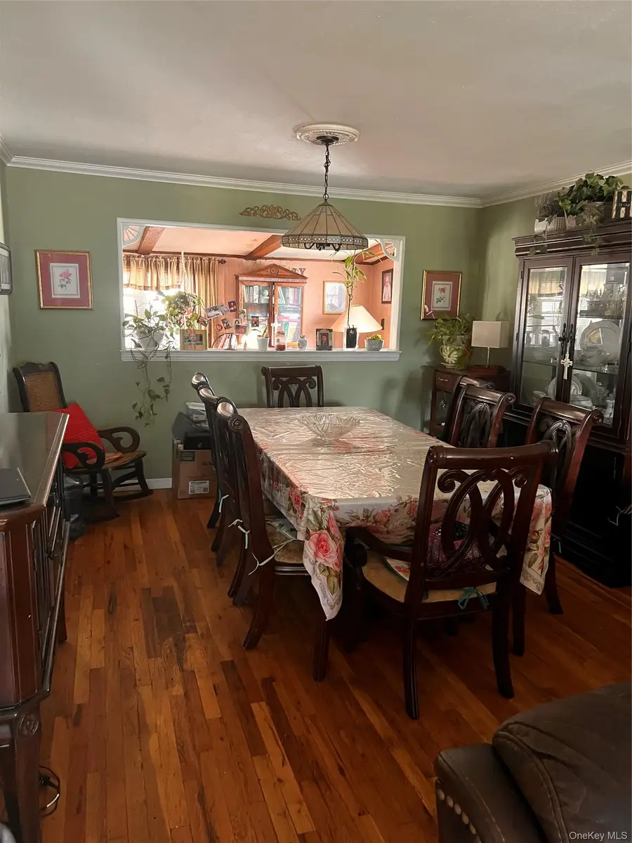 685 Seabury Avenue, Franklin Square, NY 11010 - #3