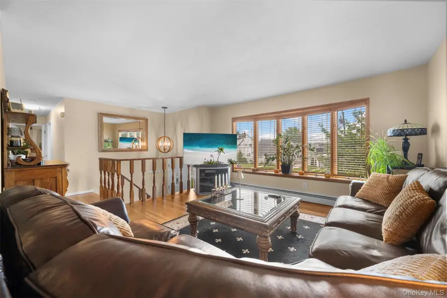 117 Washington Place, Massapequa, NY 11758 - #2