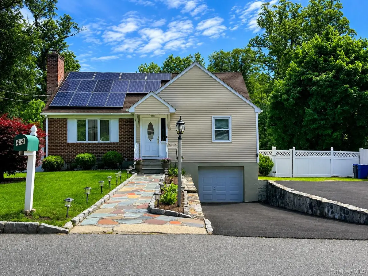 44 Kent Road, White Plains, NY 10603 - #1