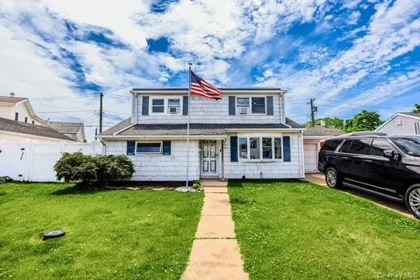 4236 Clarissa Road, Bethpage, NY 11714