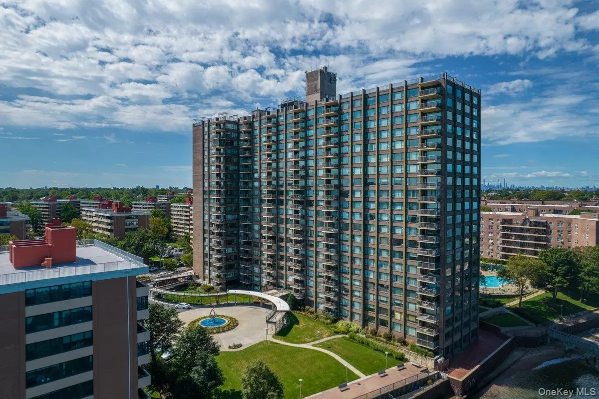166-25 Powells Cove Boulevard #15J, Beechhurst, NY 11357 - #1