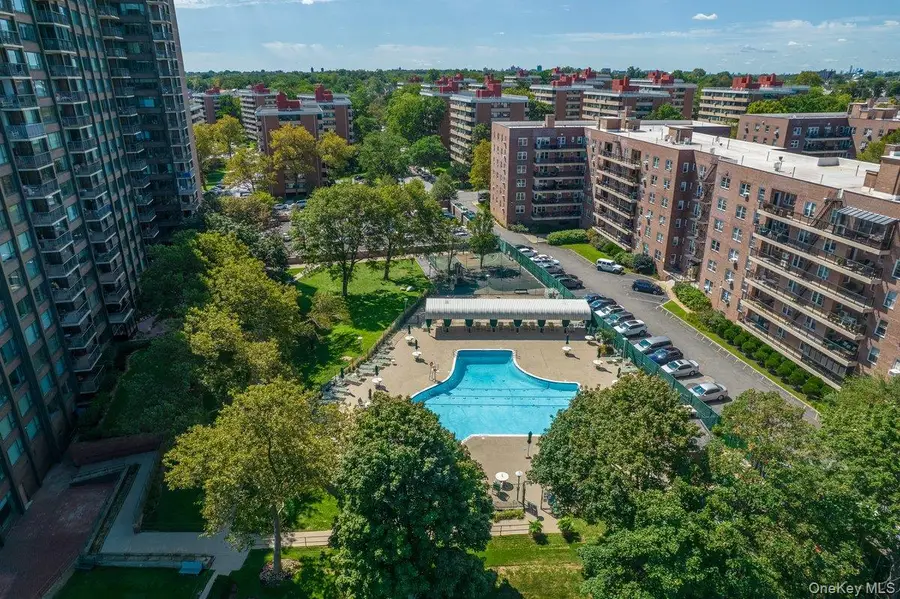166-25 Powells Cove Boulevard #15J, Beechhurst, NY 11357 - #2