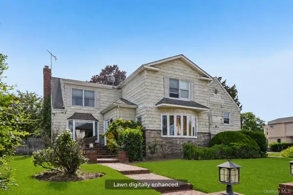 1304 Harbor Road, Hewlett Harbor, NY 11557