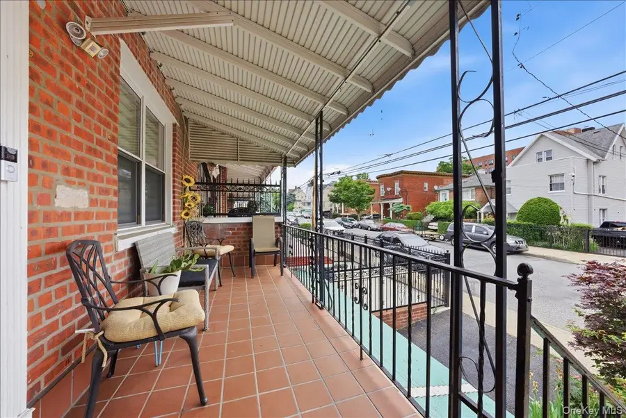 4425 Richardson Avenue, Bronx, NY 10470 - #3