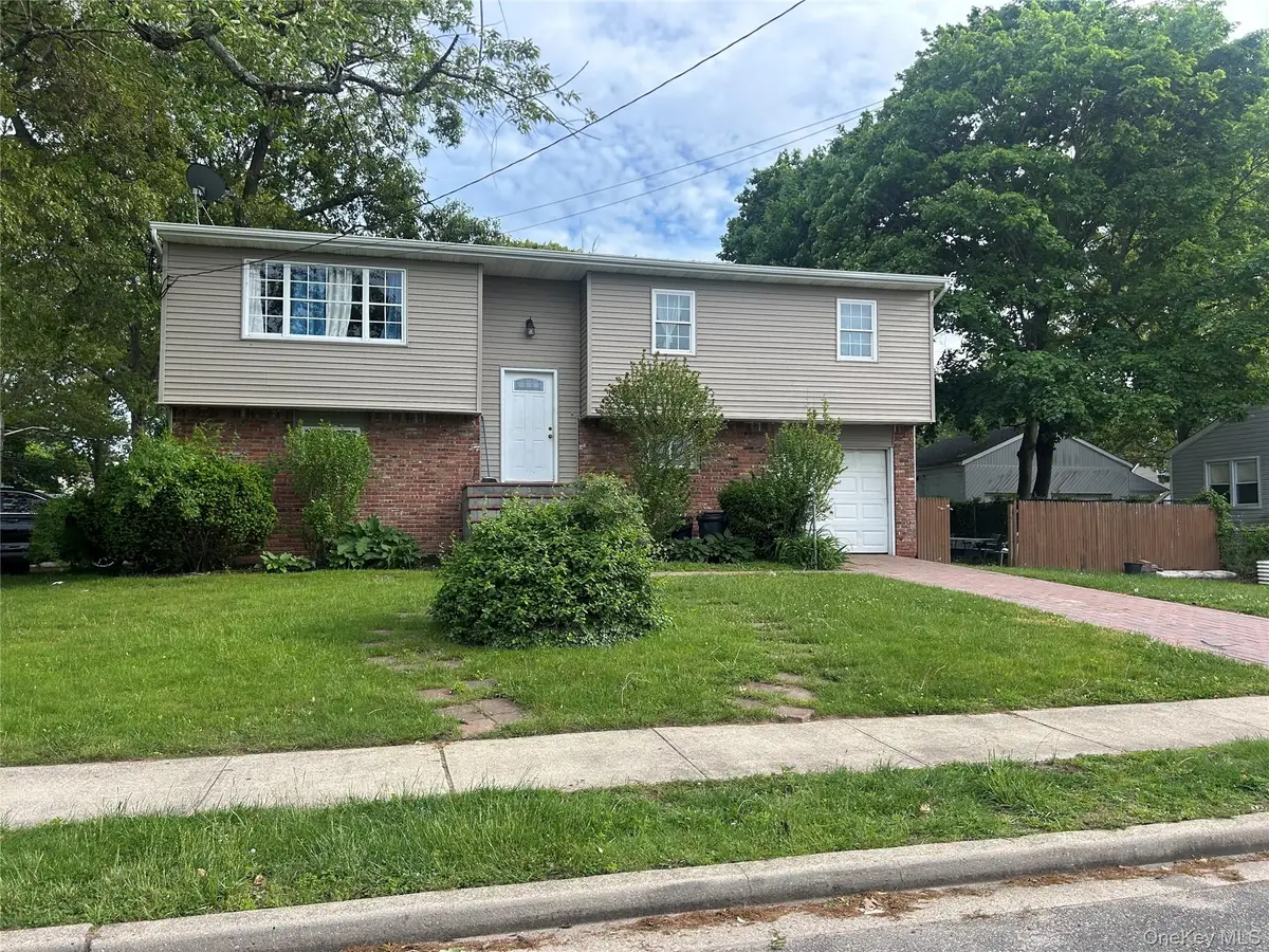 9 Oakley Street, Massapequa, NY 11758 - #1