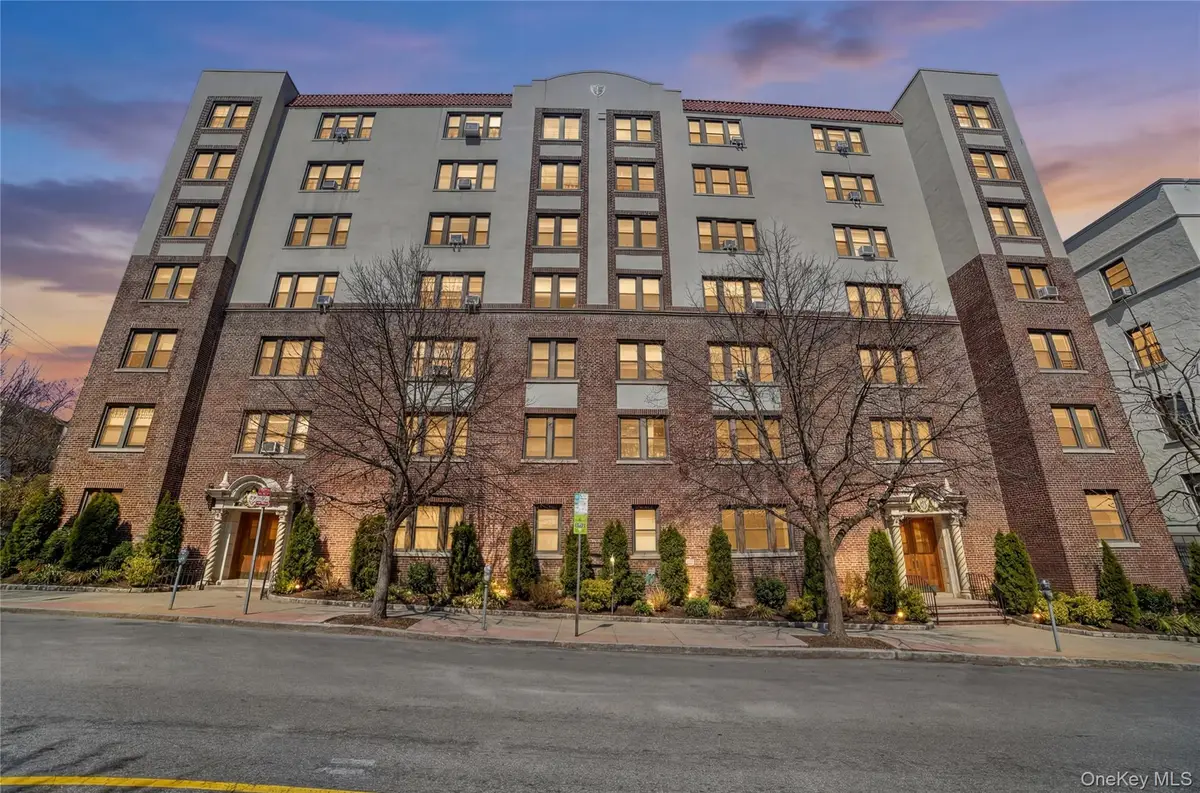 42 Pondfield Road W #4F, Bronxville, NY 10708 - #1